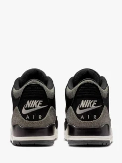 Air Jordan 3 x Levi's® Sneakers Black Denim i Sort, Hvid og Sort-Gym Rød