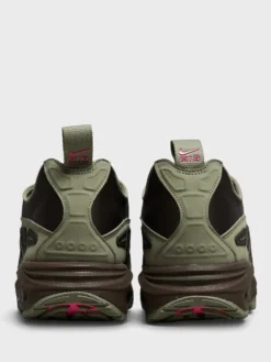 Air Max SNDR Sneakers i Light Army Pinksicle og Baroque Brown