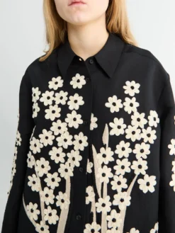 Argo Top Floral Embroidery i Sort
