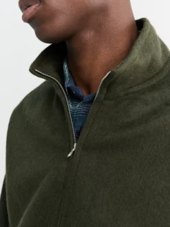 Baby Camel Flannel Zip Blouson i Dark Olive