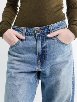 Baggy Dad Barrel Jeans i Easy Days Barrel