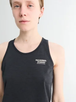 Balance Singlet i Sort