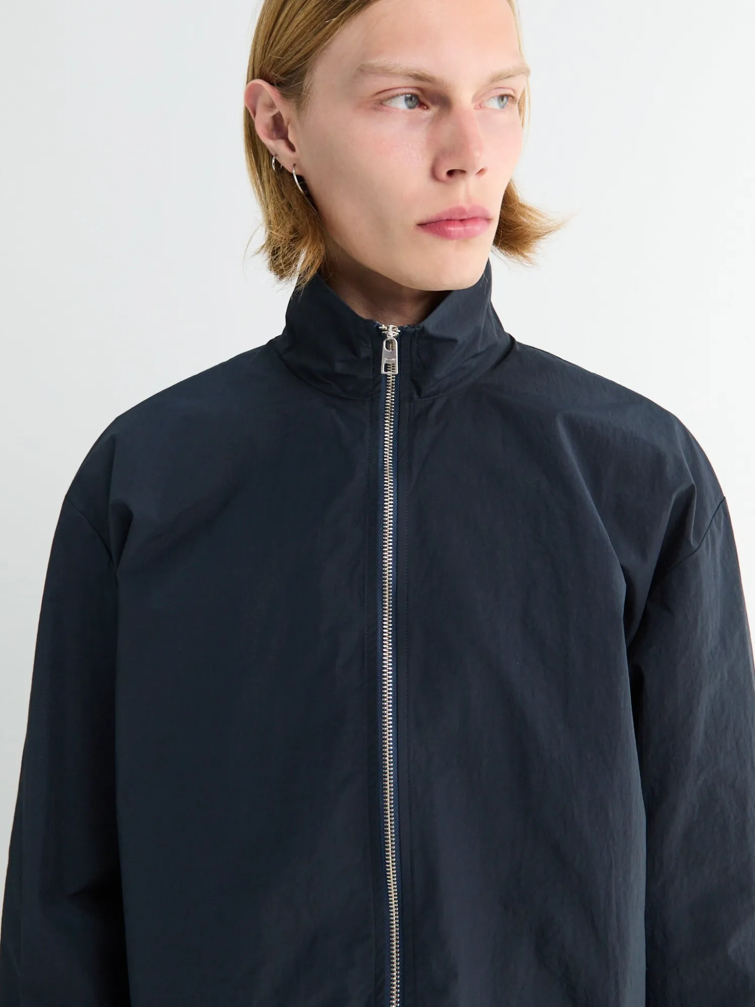 Bastian B Jakke i Navy
