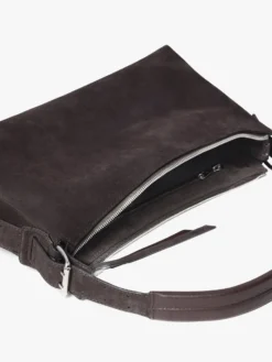 Belted Baguette Taske i Ibenholt Brun
