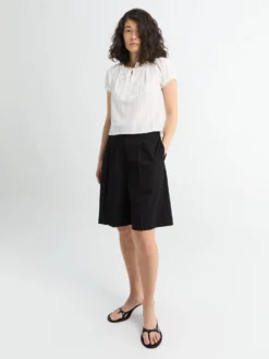 Bermuda Shorts in Black