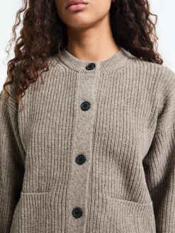 Bine Cardigan i Beige