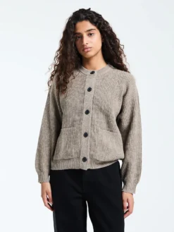 Bine Cardigan i Beige