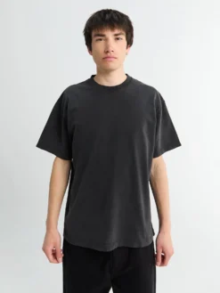 Blank T-shirt i Vasket Sort