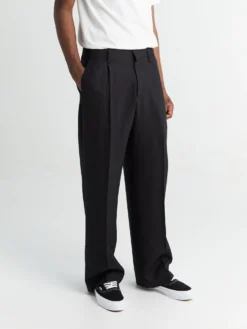 Borrowed Chino i Sort panamauld