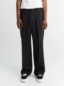 Borrowed Chino i Sort panamauld