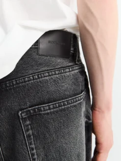 Brede Twist Jeans i Dybsort Slidt