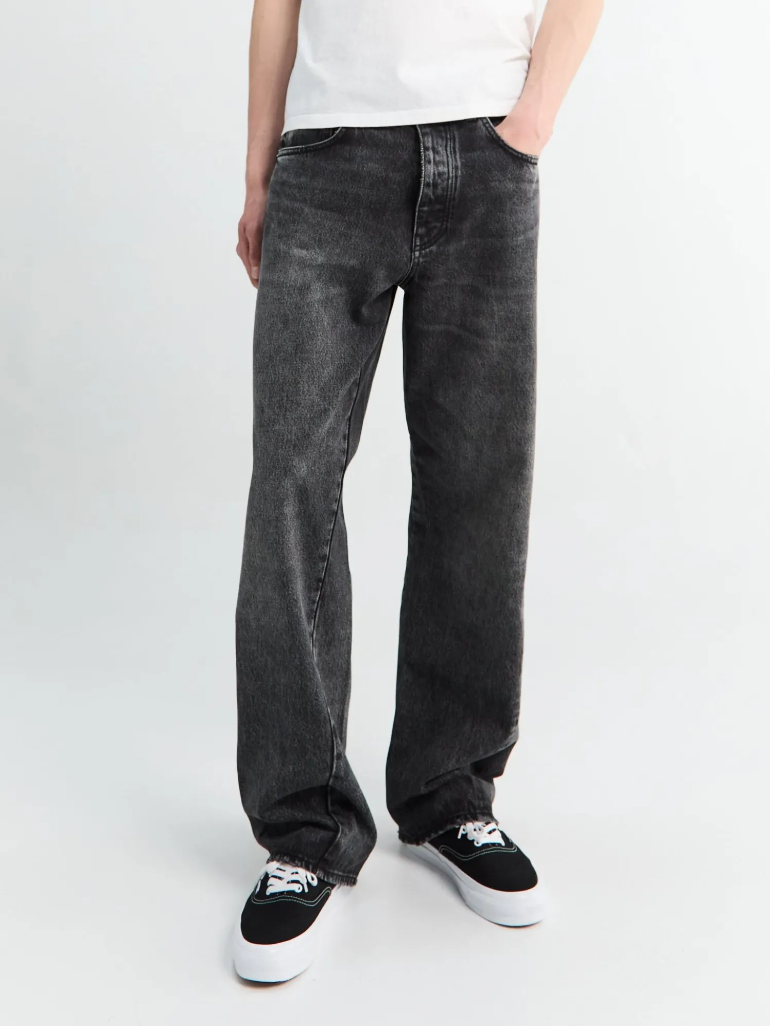 Brede Twist Jeans i Dybsort Slidt