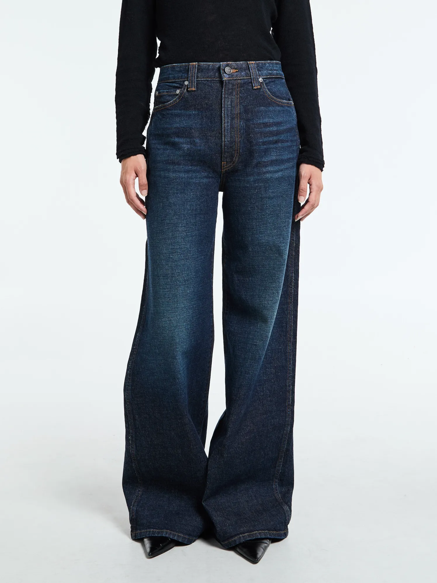 Dane Jeans i Lansing