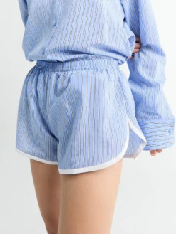 Deya Fluid Mini Boxer Shorts i Blå og Hvid Stribe