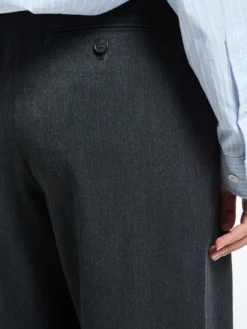Double Pleated Wide Slacks i Grå