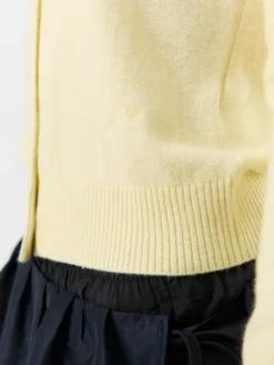 Essential Crewneck Knit Cardigan i Lemon