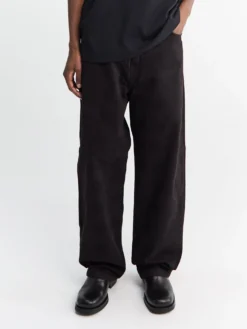 Everson Pant i Black og Palisander Garment Dyed