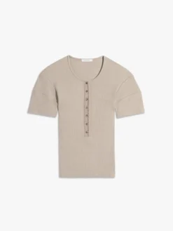 Figursyet Henley T-shirt i Sage