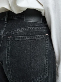 2021F Jeans i Sort