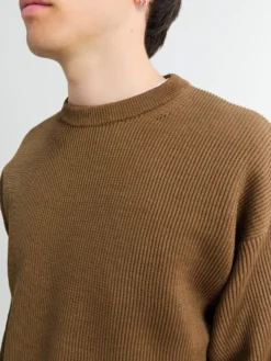 Flat Yarn Rib Knit i Lysebrun