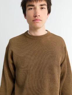 Flat Yarn Rib Knit i Lysebrun