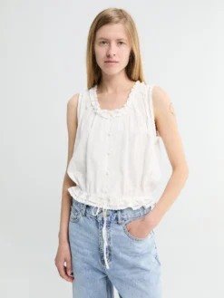 Flæset Ærmeløs Bluse i Hvid