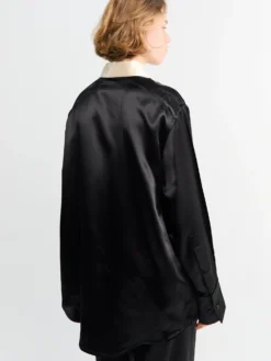 Fluid Satin Skjorte i Sort