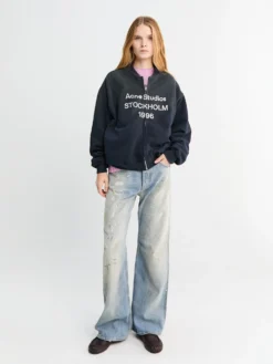 2021F Trafalgar Jeans i Lys Blå
