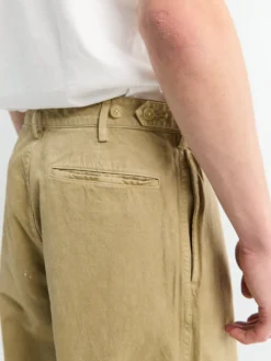Garment-Dyed Light Chino i Beige