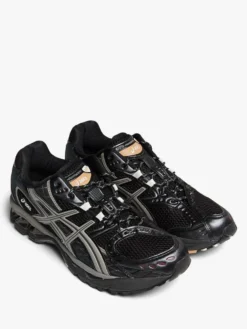 Gel-Nimbus 10.1 Sneakers i Sort og Lergrå