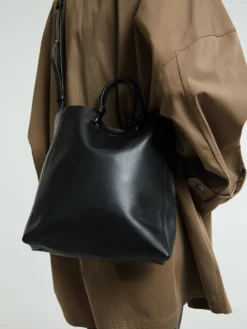 Giro Tote MD Bag i Sort