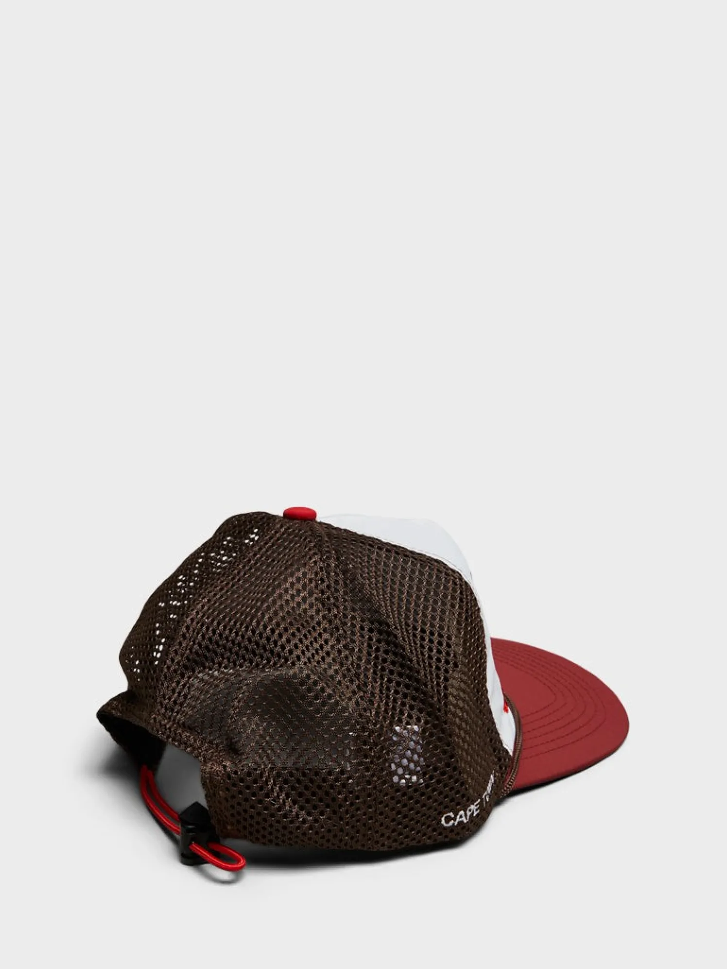 Hey, I'm Running Over Here Trucker Cap i Brun