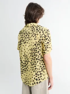 Kortærmet Skjorte i Guld Leopard