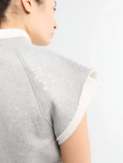 Layered Fleece Vest i Grå Melange
