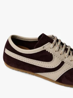 Leather-Trimmed Ruskind Sneakers i mørkelilla