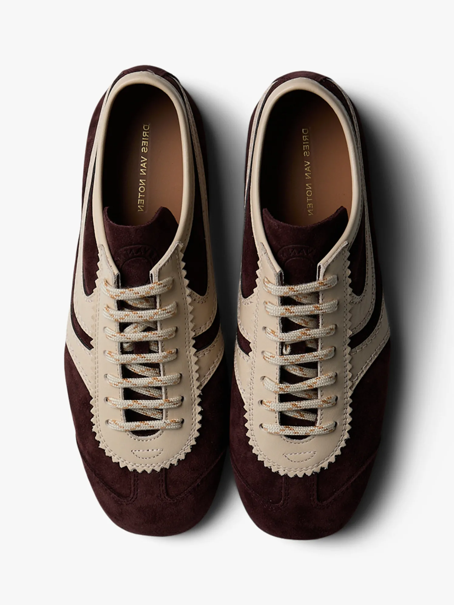 Leather-Trimmed Ruskind Sneakers i mørkelilla