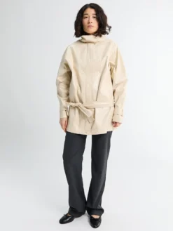 Lebano Jakke i Beige
