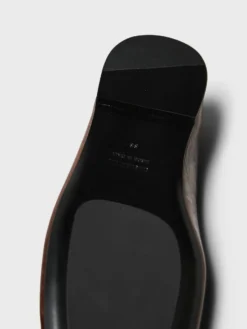 Loafers i Dark Earth