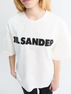 Logo T-Shirt i Hvid