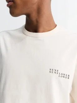 Logo T-shirt i Råhvid