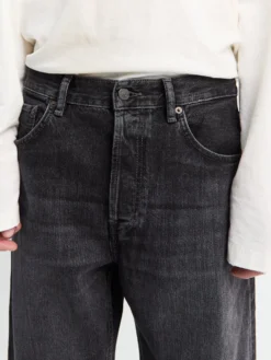 2021 Loose Fit Jeans i Sort