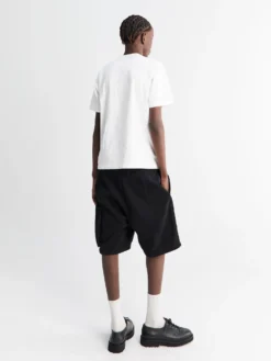 L100014 Shorts i Sort