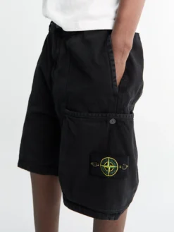 L100014 Shorts i Sort