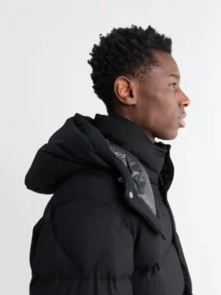 Maya 70 Hooded Wool Flannel Short Down Jacket i Sort