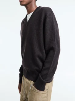 Moon Merino V-Neck Knit i Brun