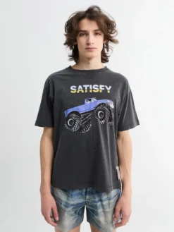 MothTech T-shirt i Aged Black