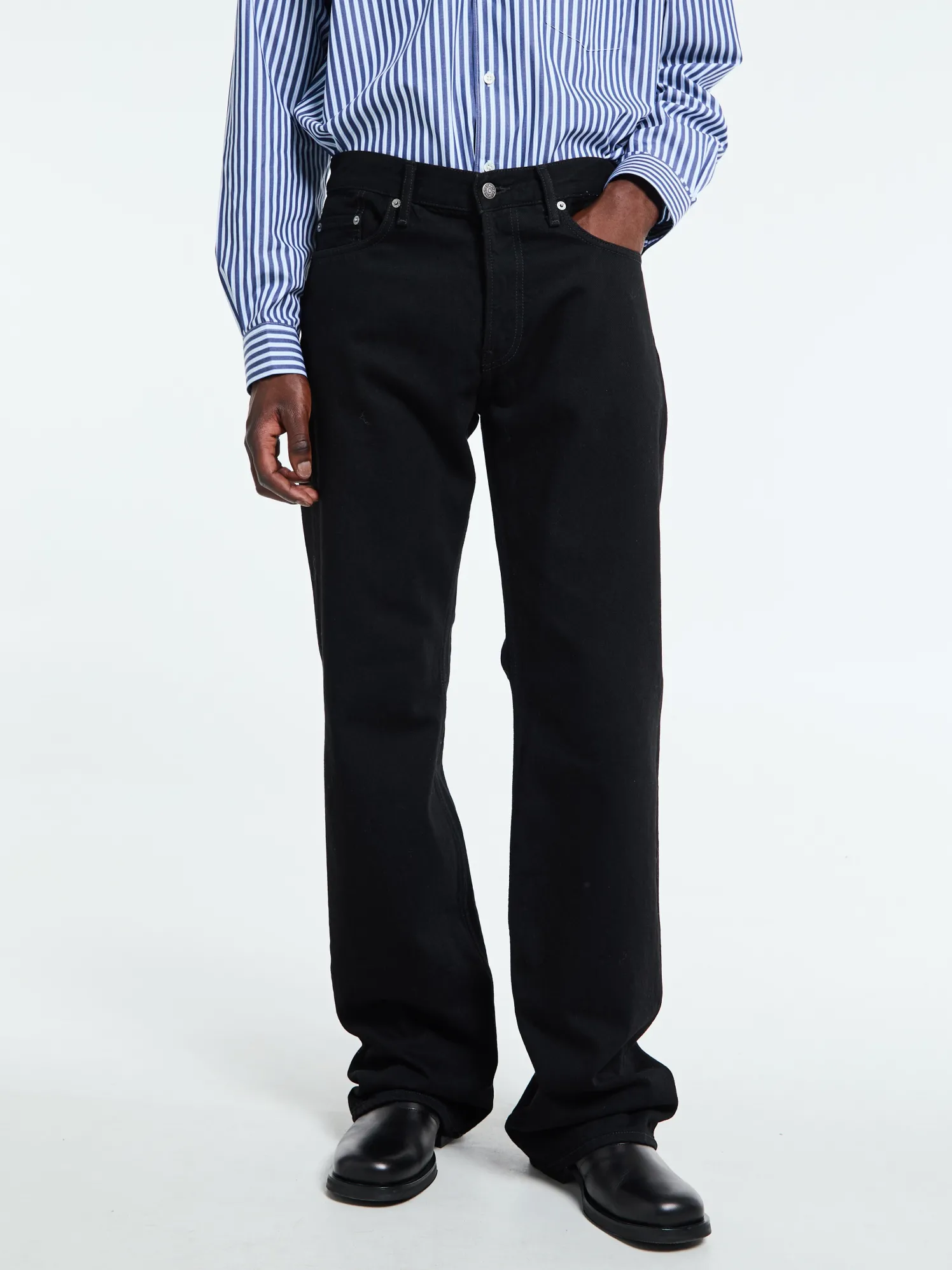 2010M Regular Fit Jeans i Sort