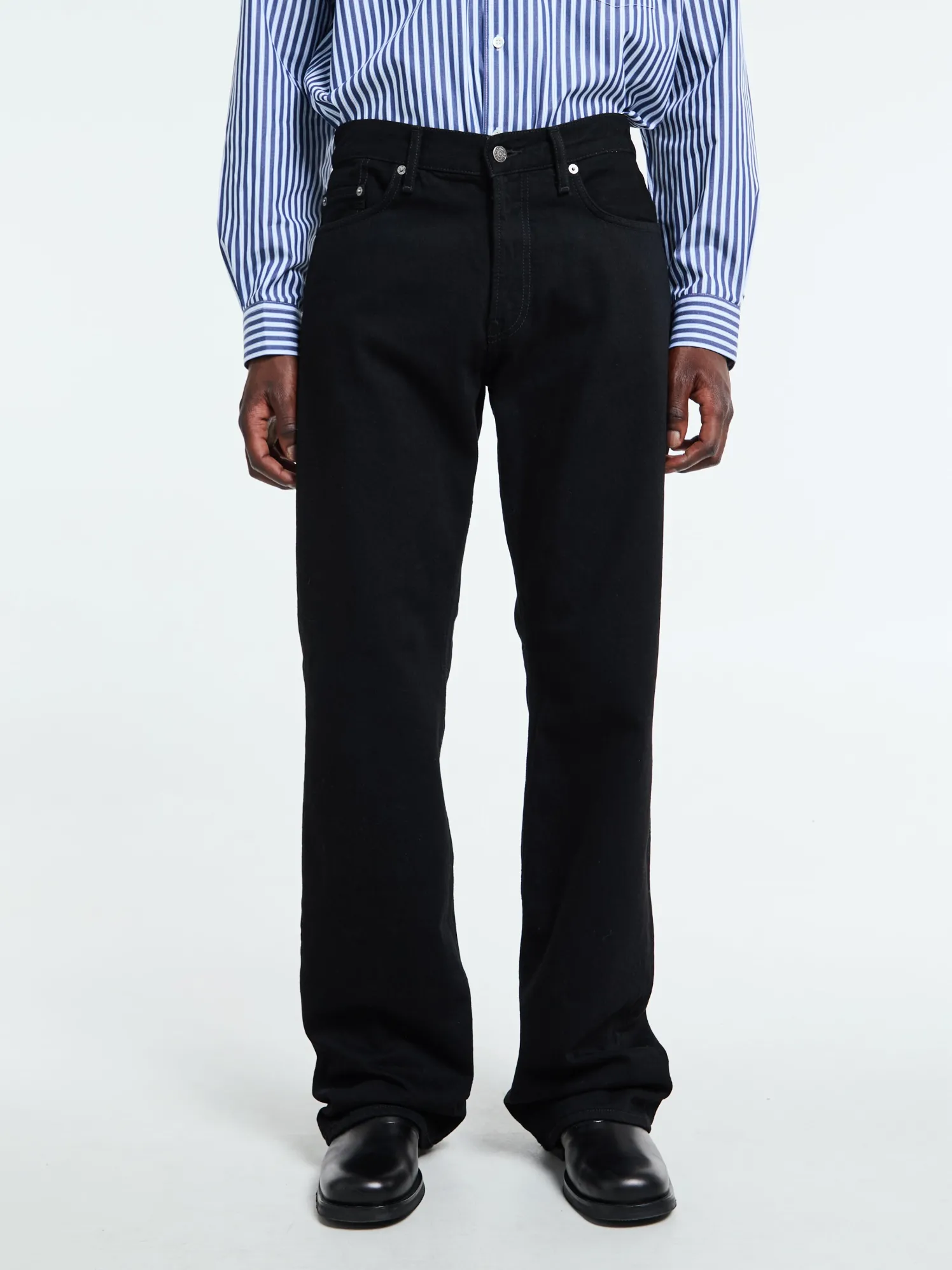 2010M Regular Fit Jeans i Sort