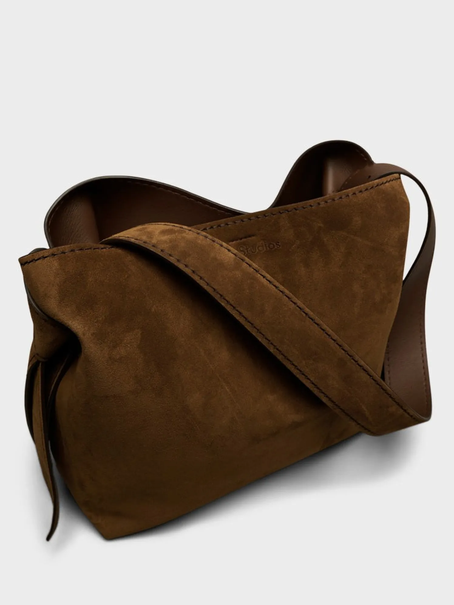 Musubi Midi Taske Ruskind i Cognac Brun
