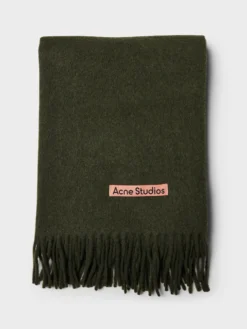 Narrow Fringe Tørklæde i Wood Green Melange